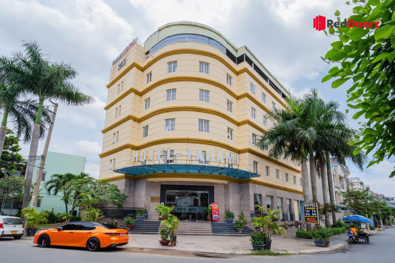 Reddoorz Tahami Hotel Near Kha Van Can ホーチミン市 エクステリア 写真